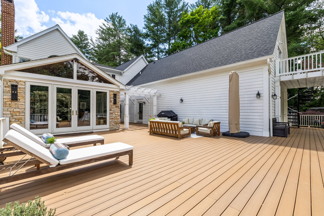 Waterford Colonial