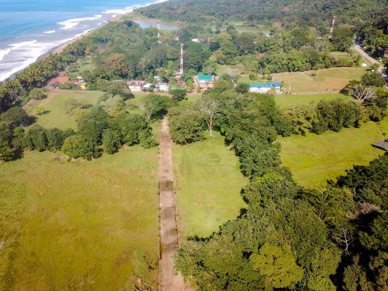 Titled Commercial Development Site, Dominical, Puntarenas
