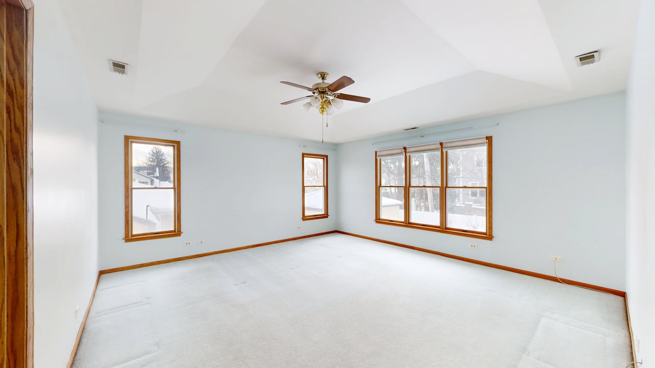 4512 Saratoga Avenue