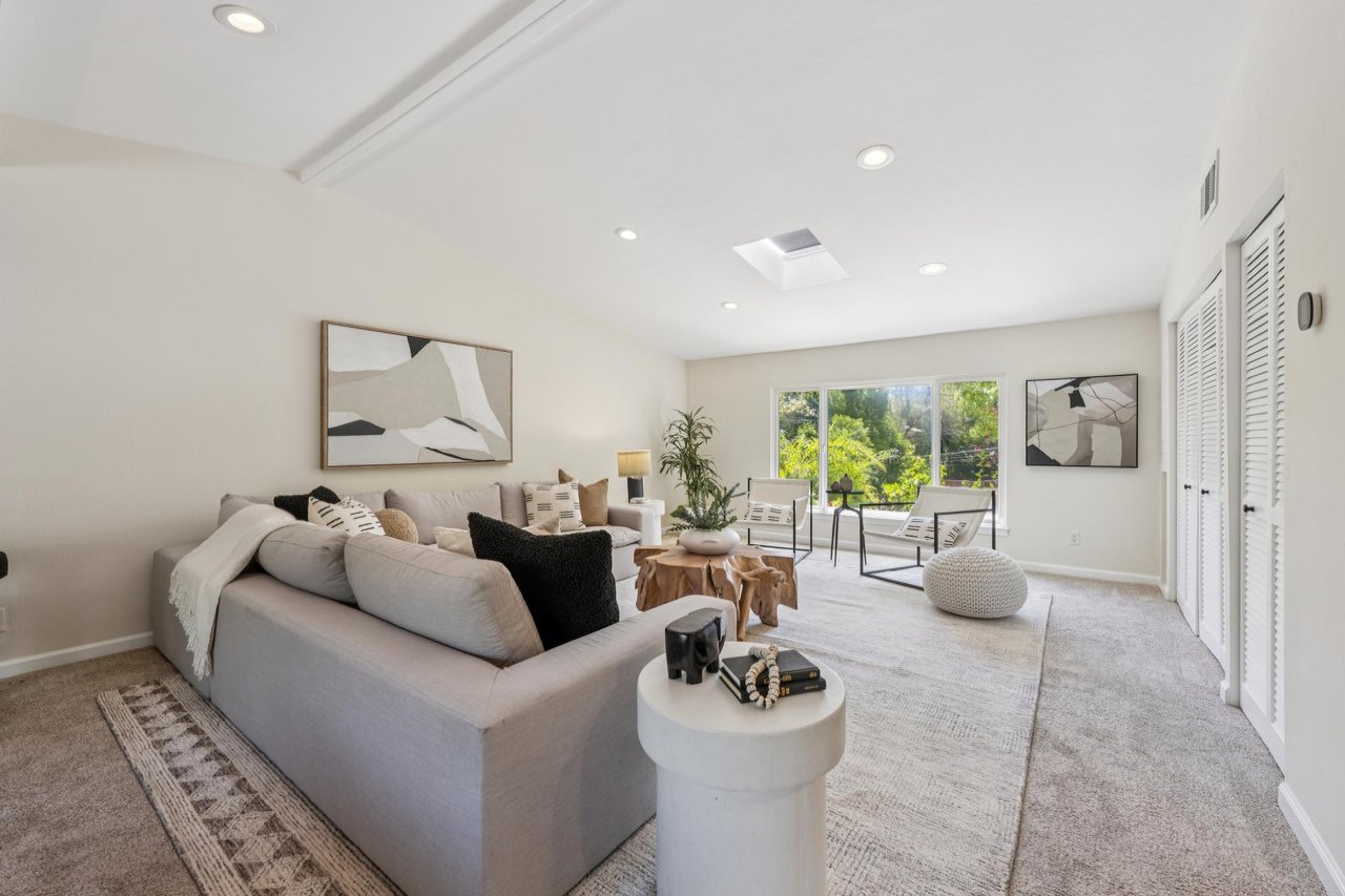 2645 Buenos Aires Ct