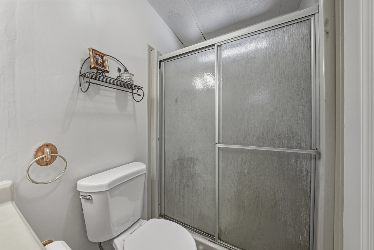 35025 MCCULLOUGHS LEAP