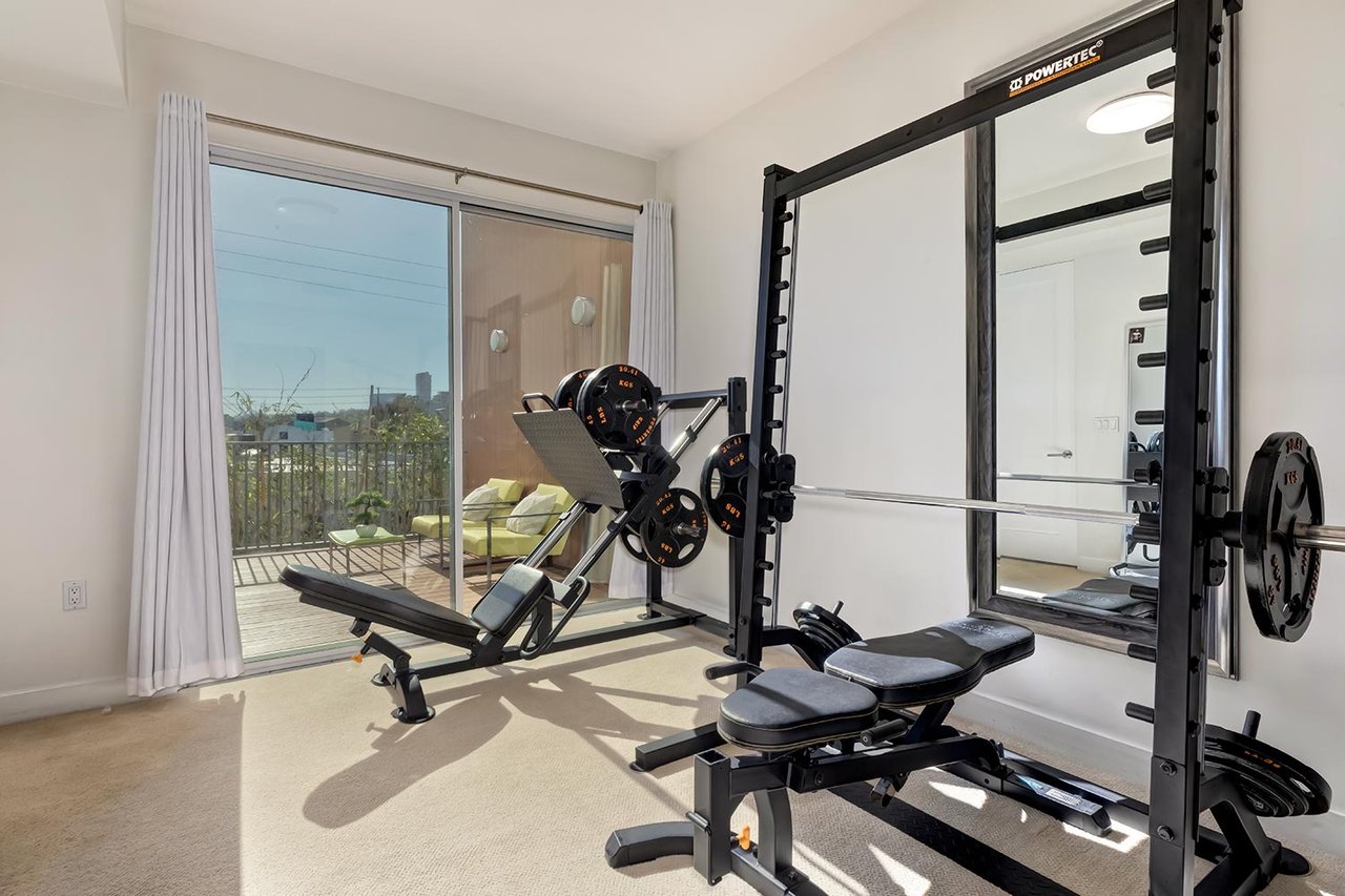 855 N Croft Ave #306, West Hollywood