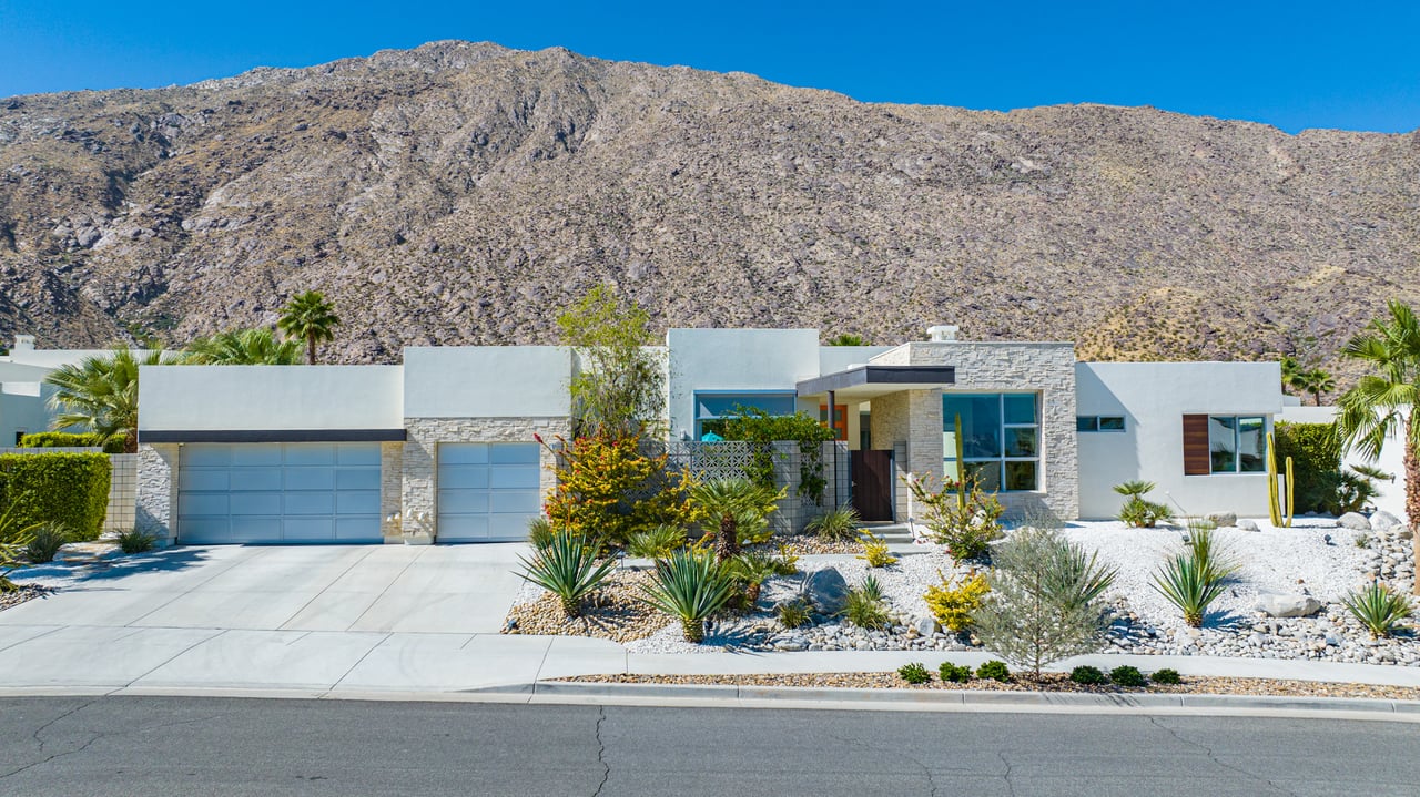 559 Altair Ct   -Palm Springs