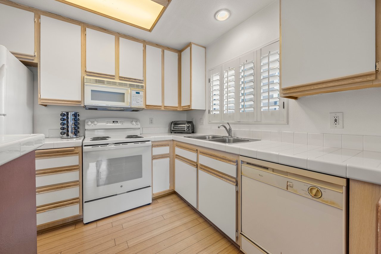 Tustin Ranch Golf Course Condo For Sale 
