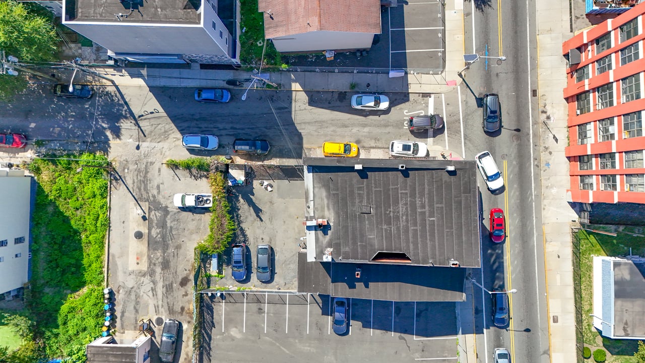 217 Straight St - Straight Street Rooms & Retail 