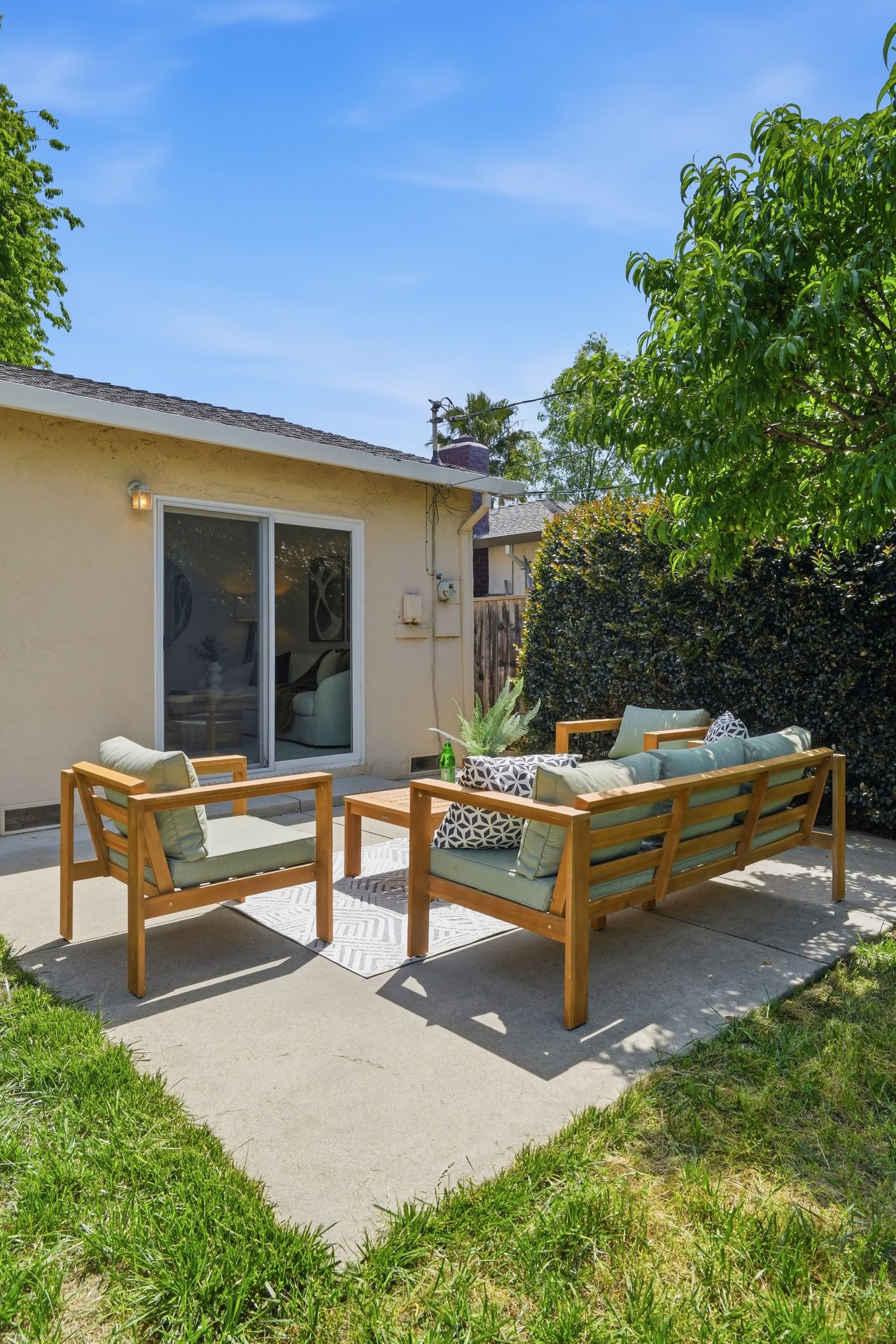 1707 Mendenhall Drive