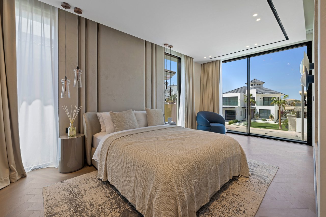 Renovated Garden Home