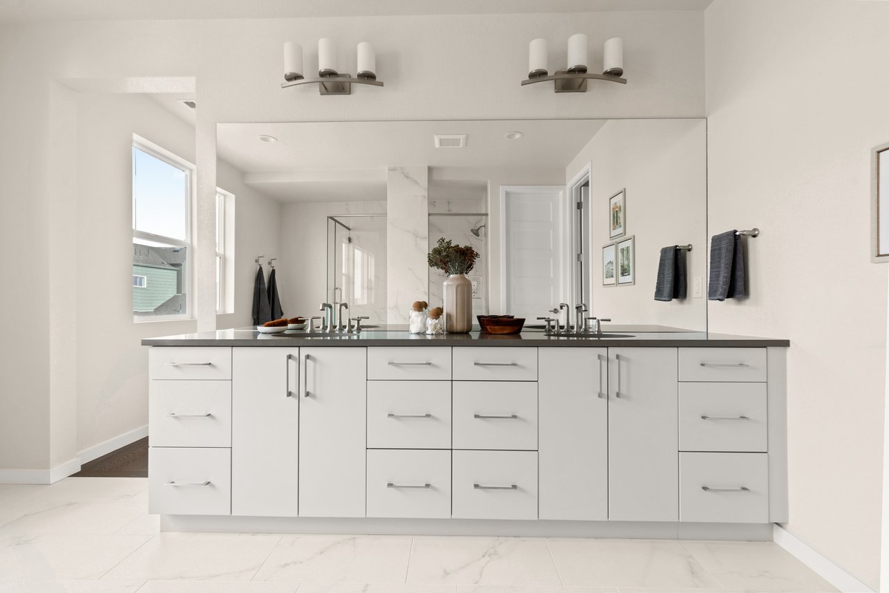 Fusion 1C - Finished Basement & 2-1 Buydown Included