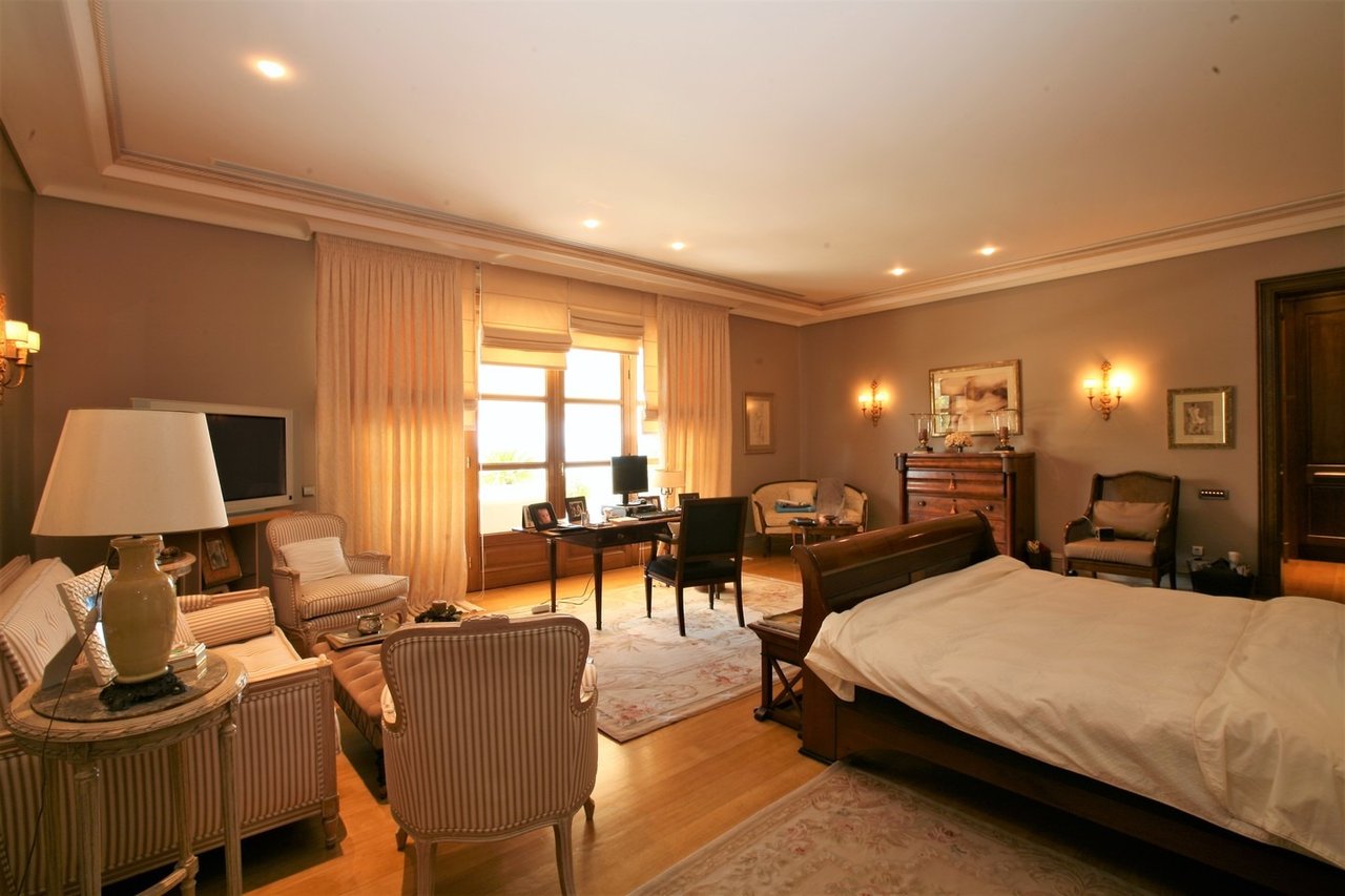 Special Luxury Condo with Sea Views in Athens