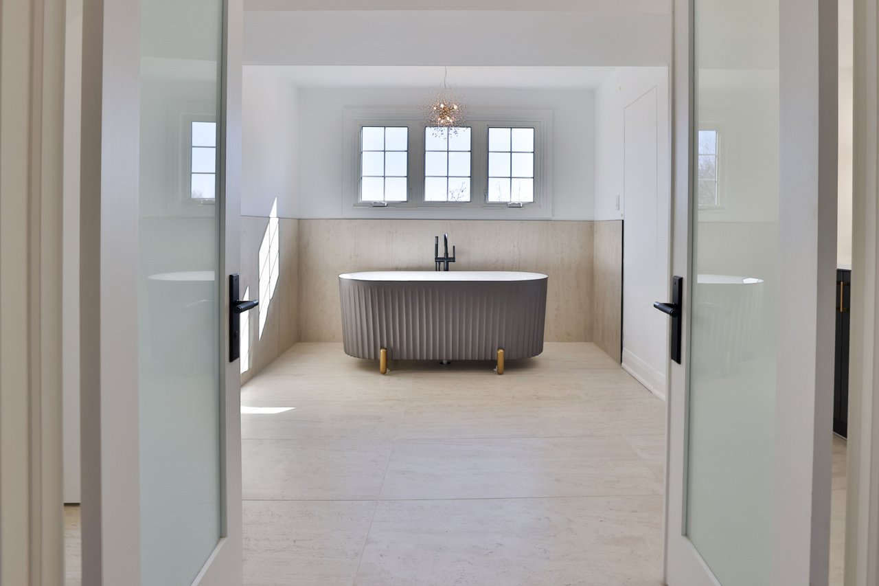 63 Tradewind Drive, Oakville