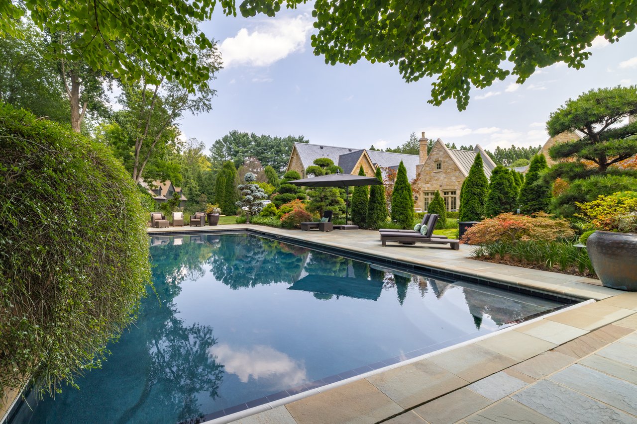 Alderley Manor