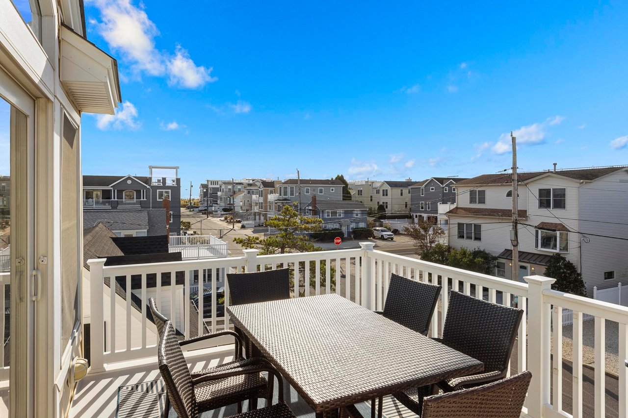 19 E. Sailboat Ave, Long Beach Township 