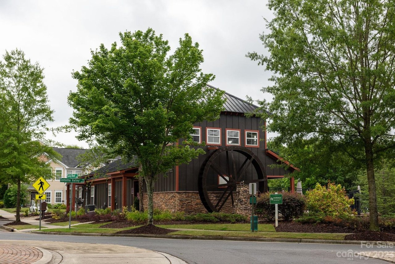 2241 Sonoma Valley Dr