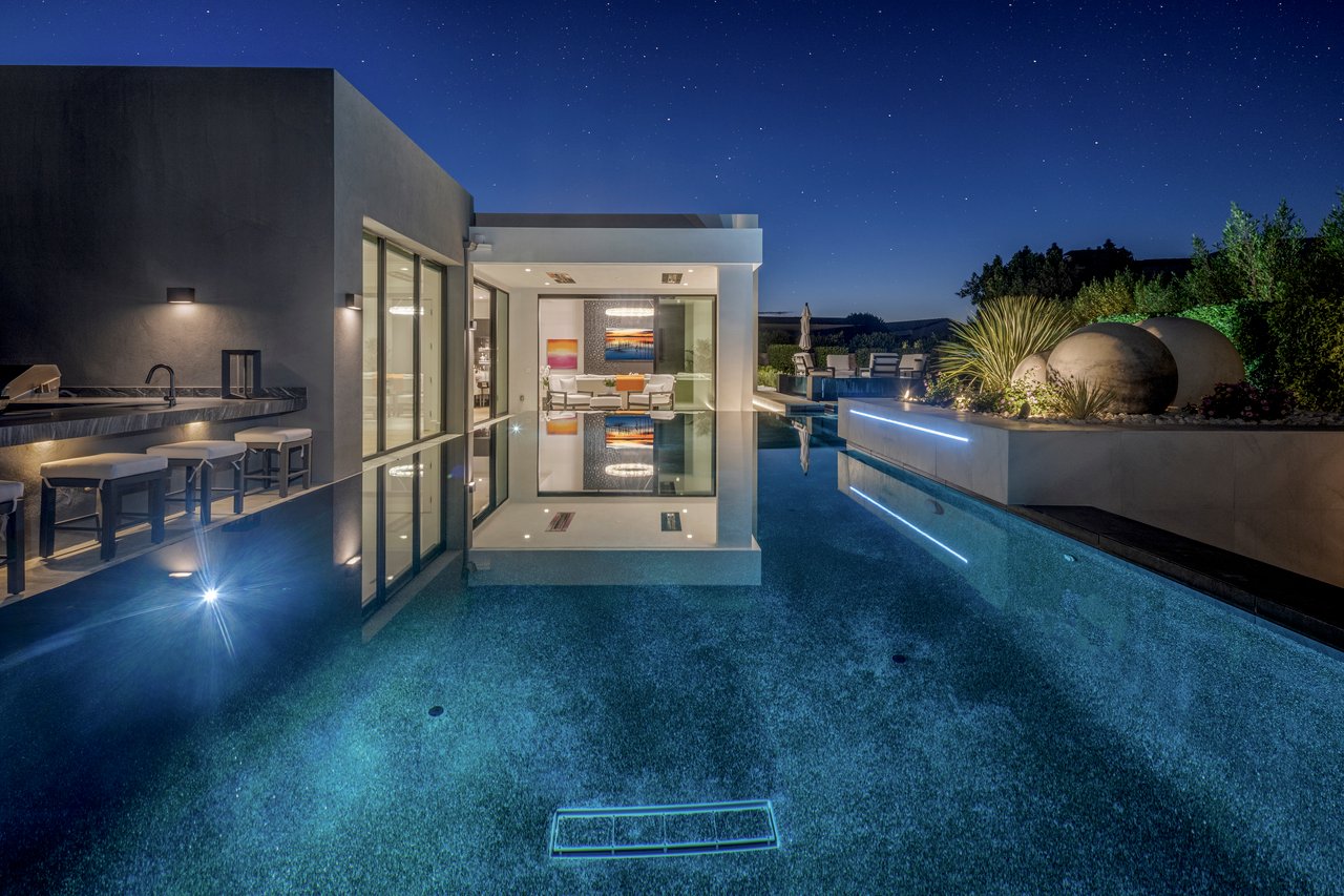 6914 E Cactus Wren Road