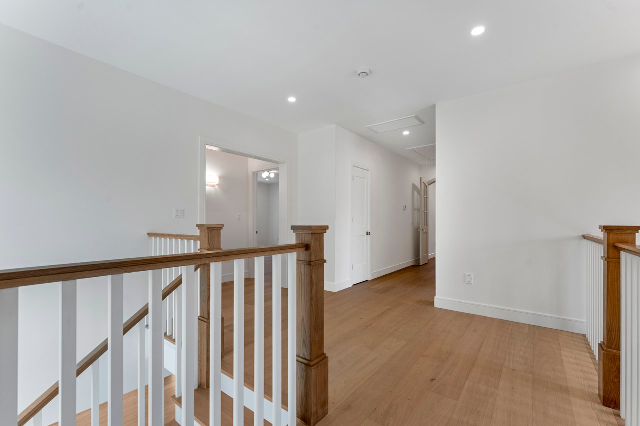 229 Bogert Pl