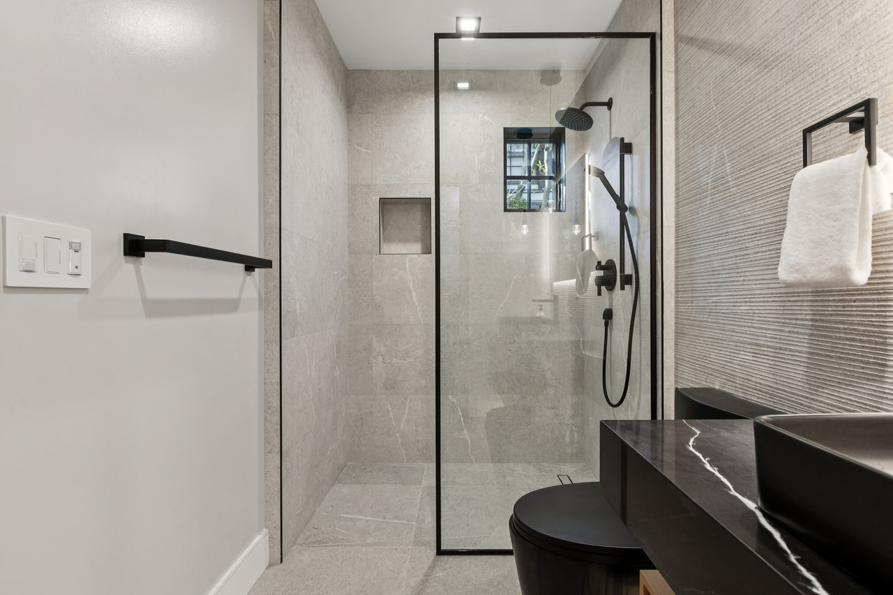 10 Channing Rd, Burlingame