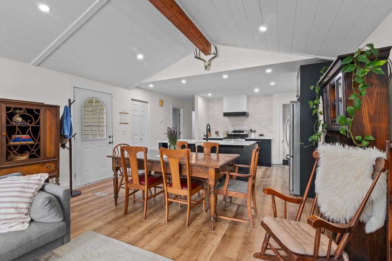 104 Thorson Crescent