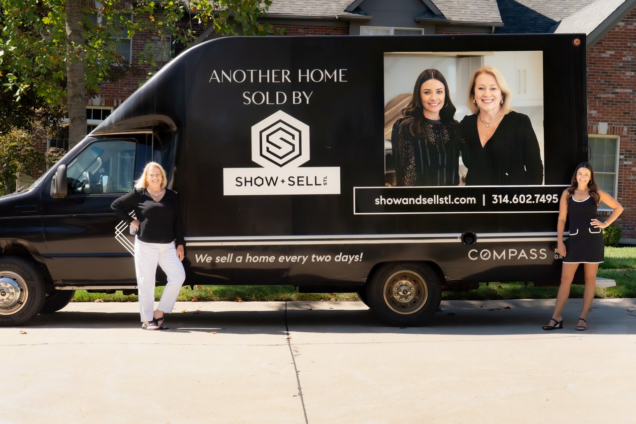 Relocating to or from St. Louis, MO?  Choose Show and Sell STL at Compass for a Seamless Experience