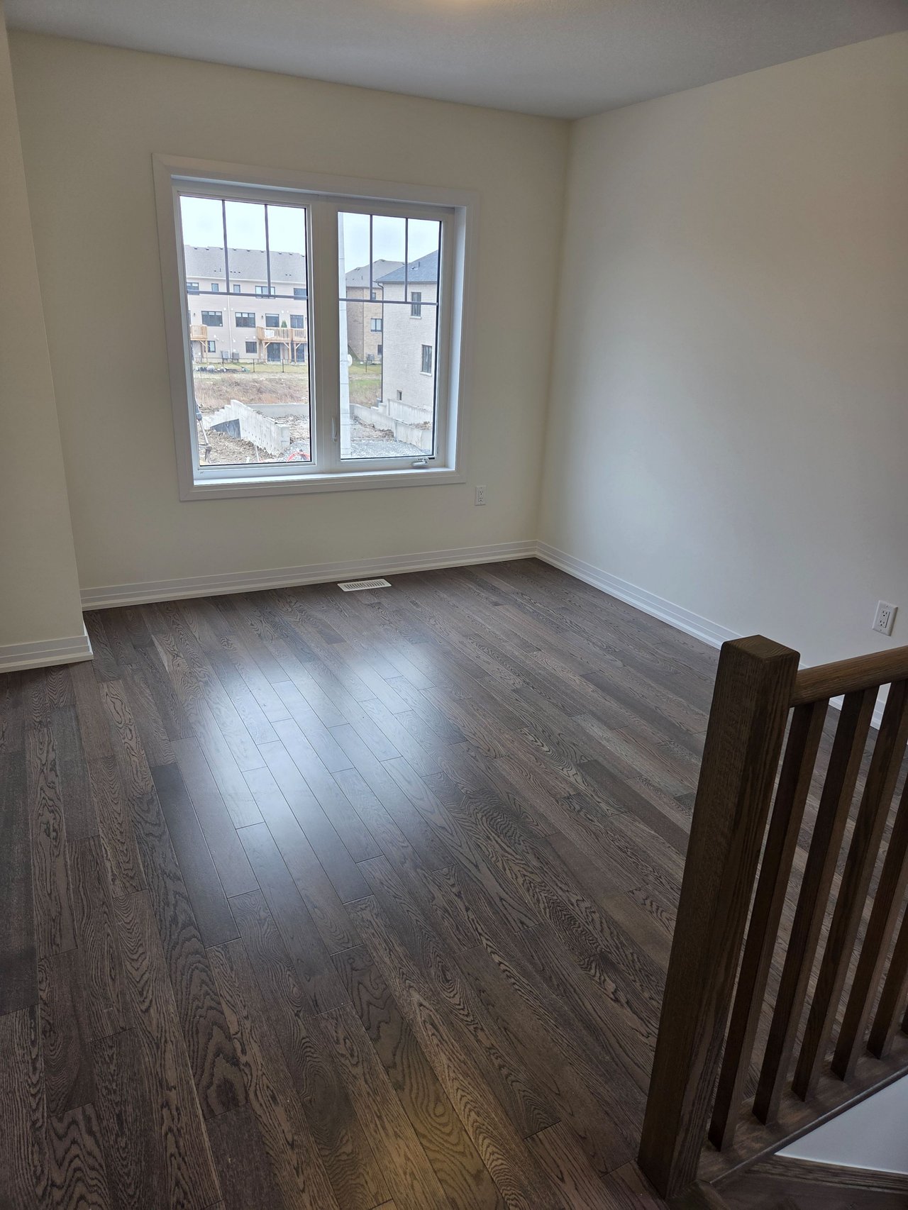 22 Cresthaven Heights
