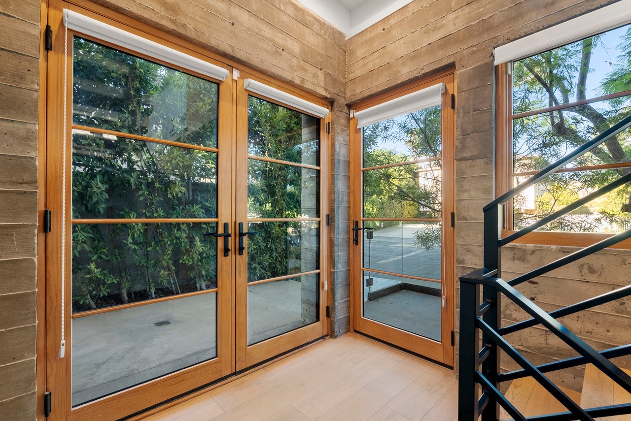 1033 N Vista St, West Hollywood