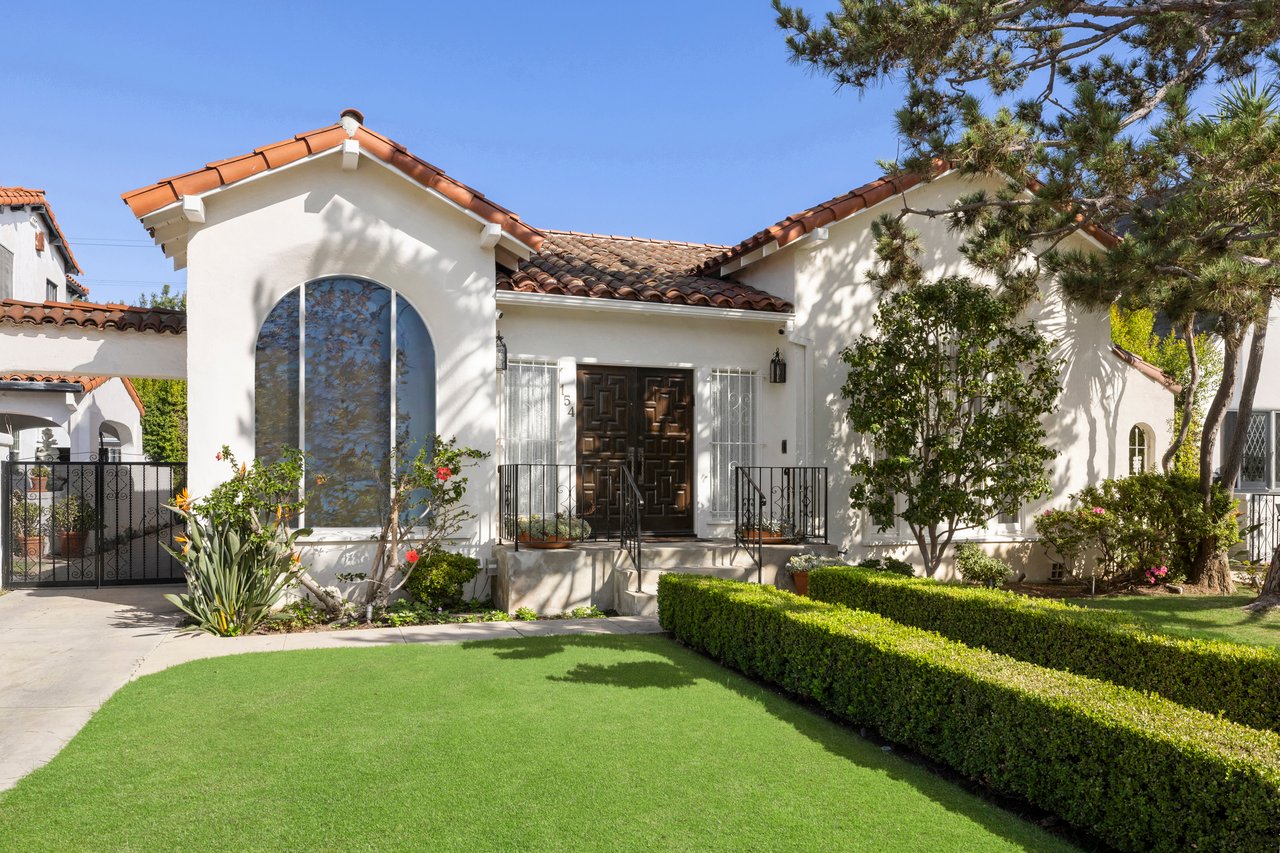 154 S Alta Vista Blvd - Leased Off-Market