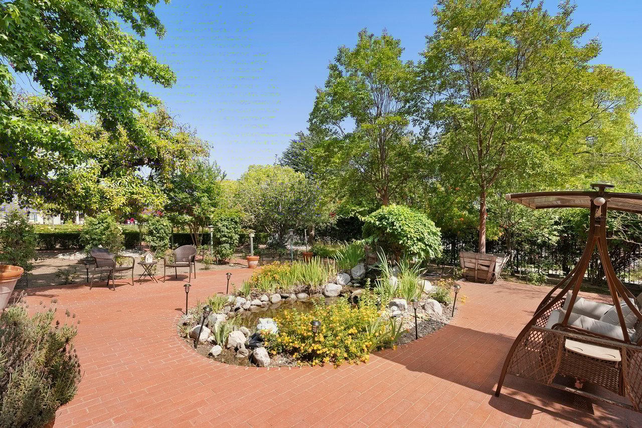 820 N. Verano Drive