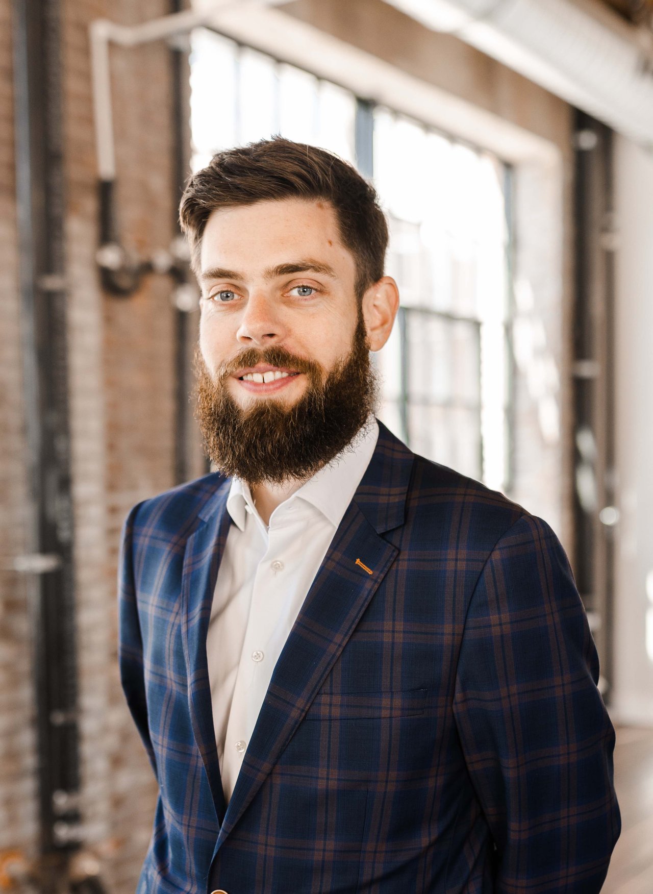 Andrew Gismondi, Broker of Record