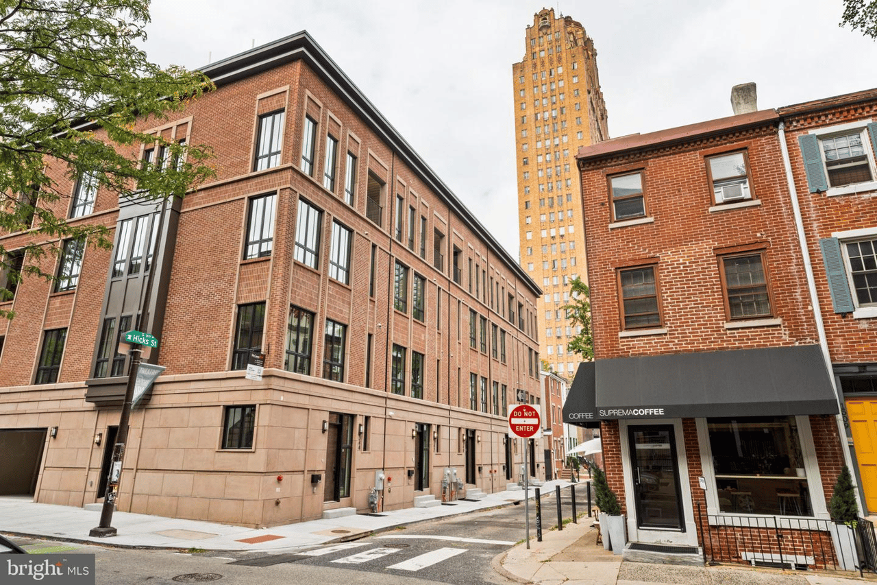 338 S Hicks St, Philadelphia, PA 19102