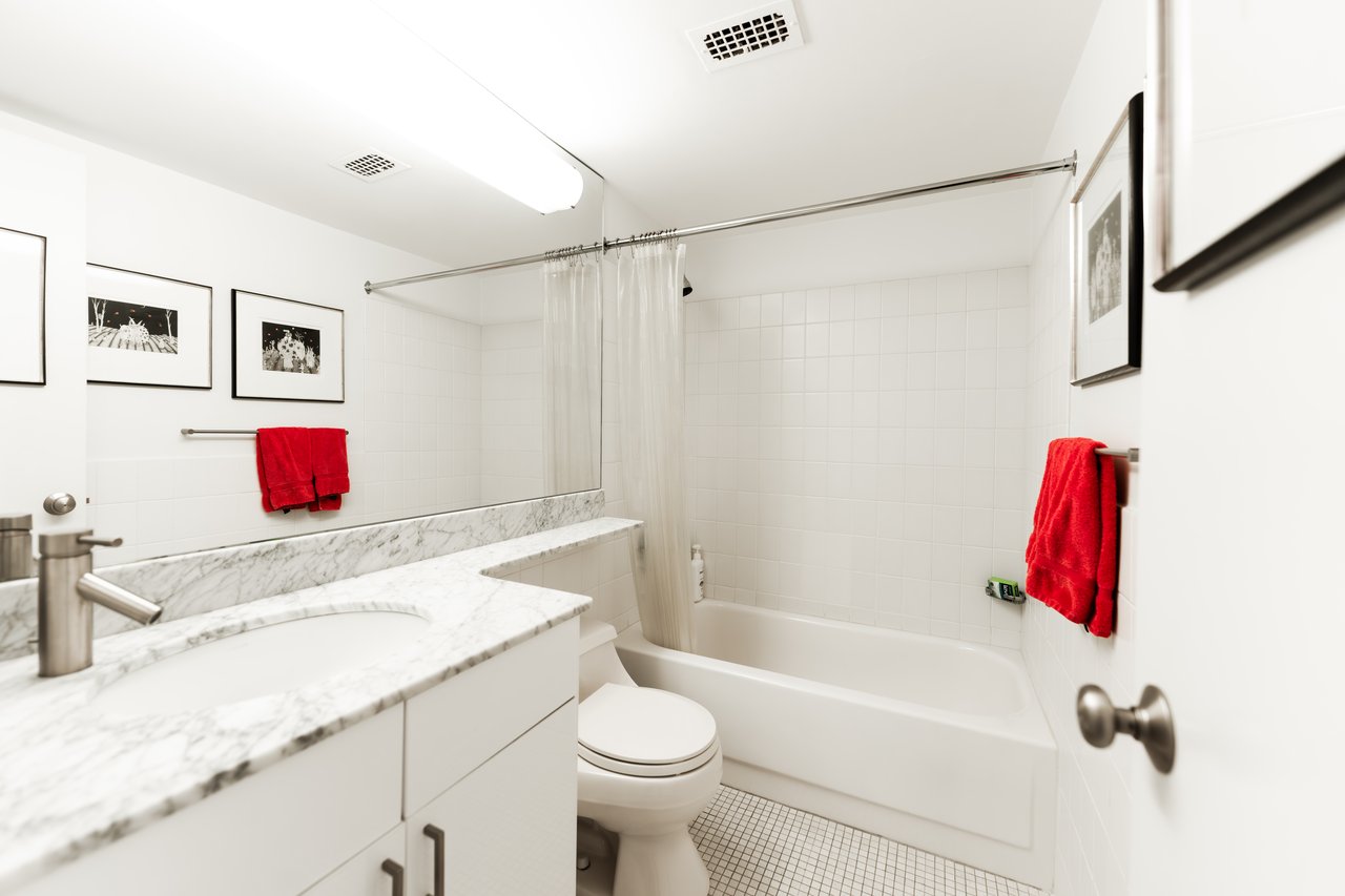 1010 Memorial Drive, Unti 6G