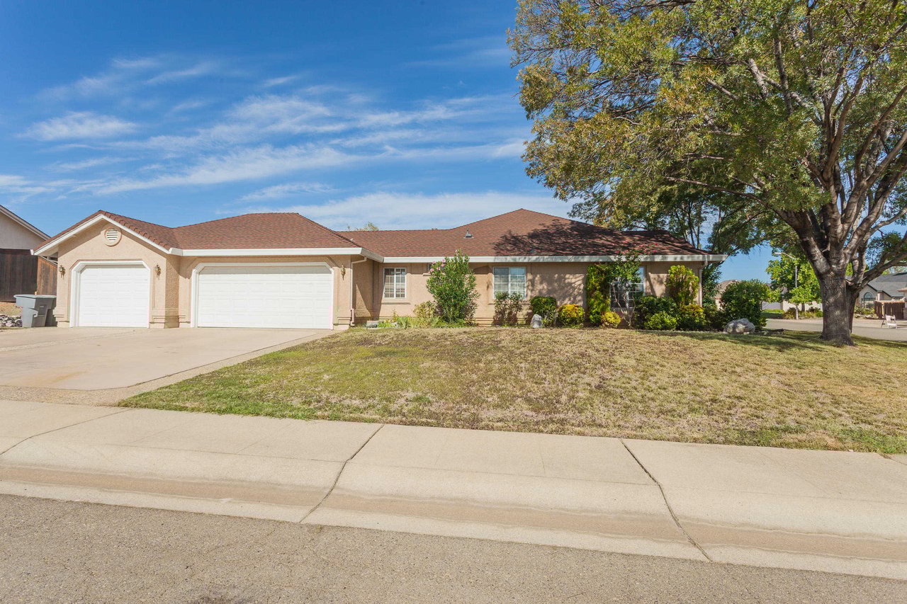 2290 Cumberland Dr
