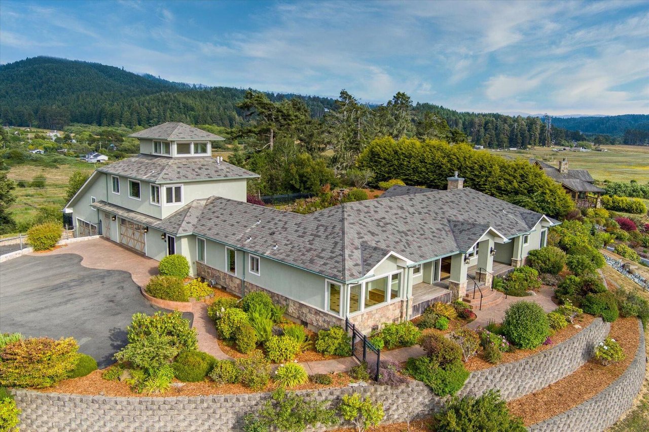 1491 Walker Point