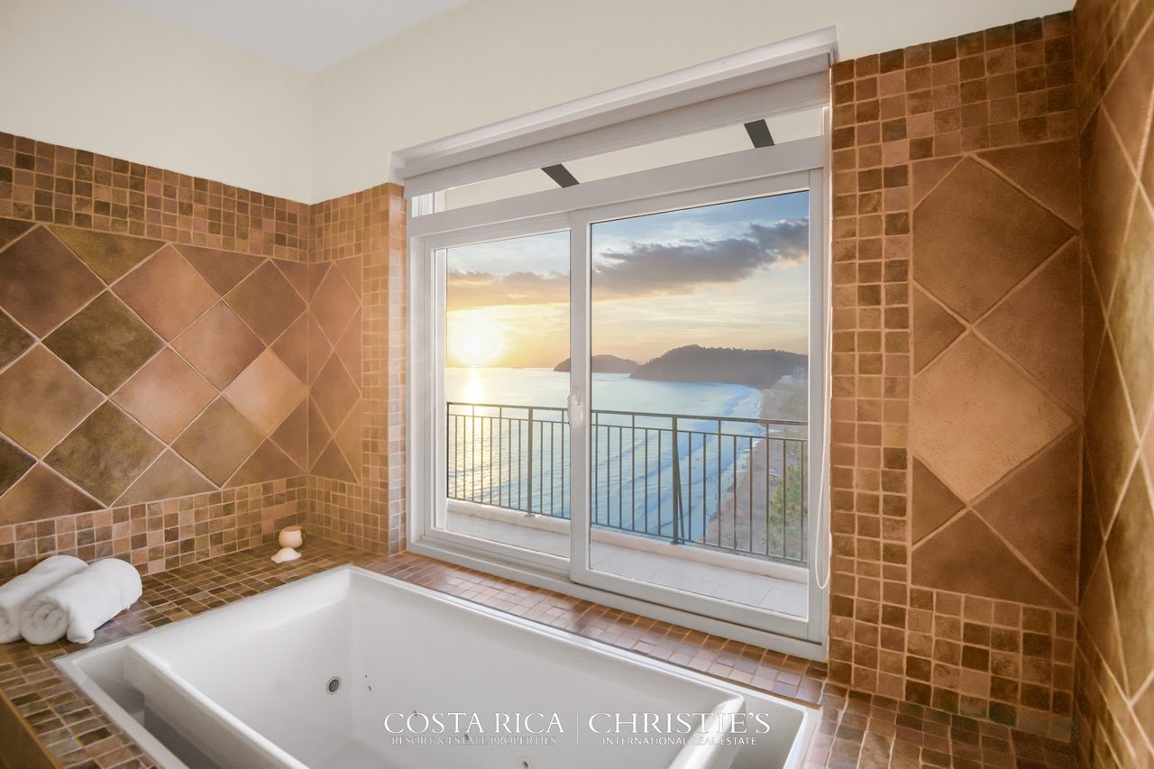 Vista Las Palmas Penthouse