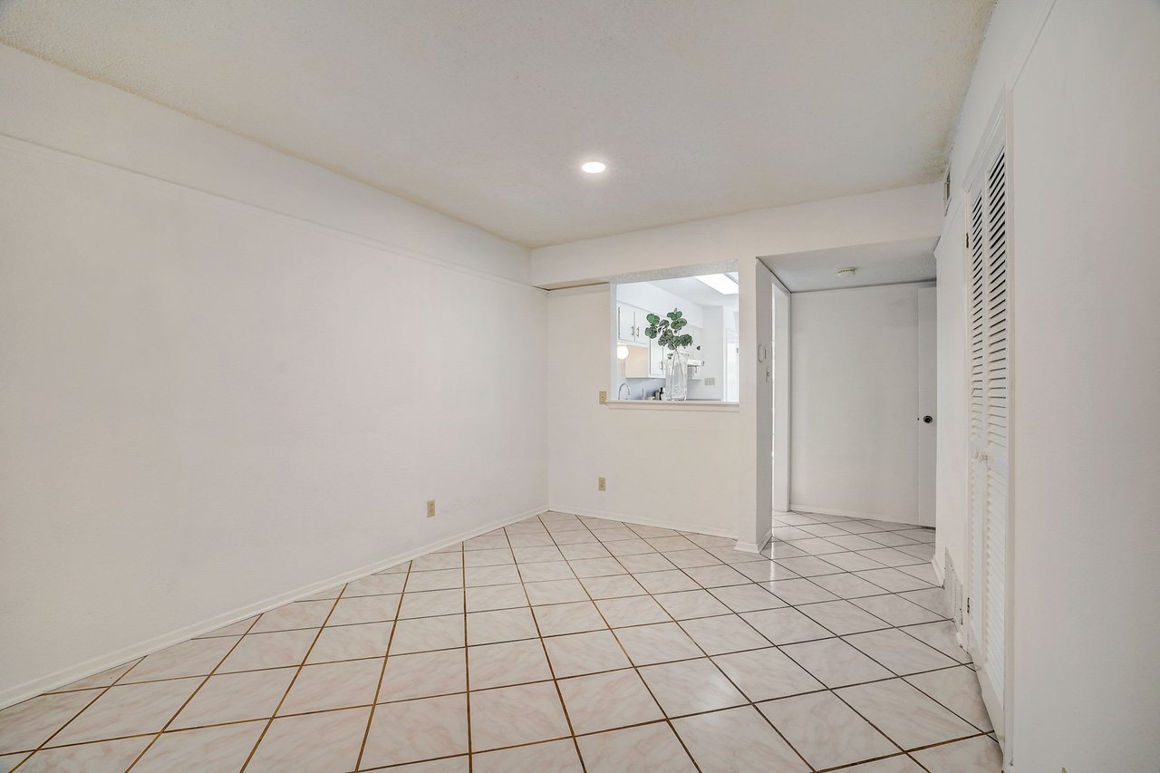 2425 Ashdale Dr #24, Austin, Texas 78757