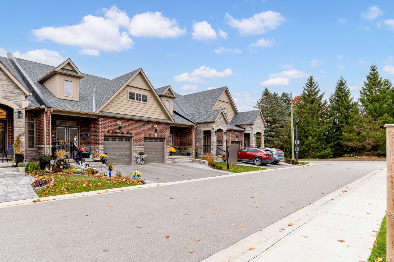 6 Dreamland Lane