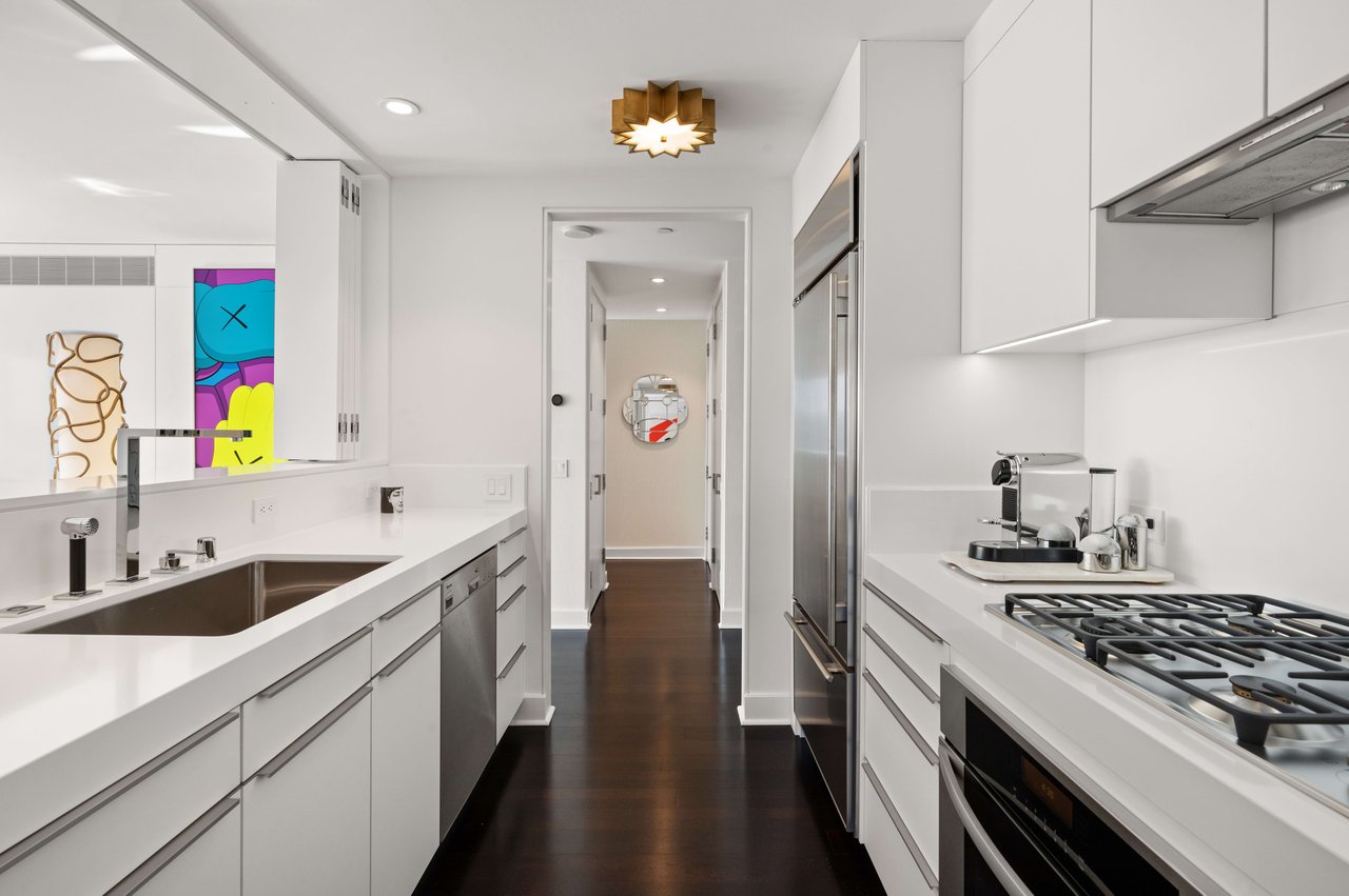St. Regis Residence 30CD