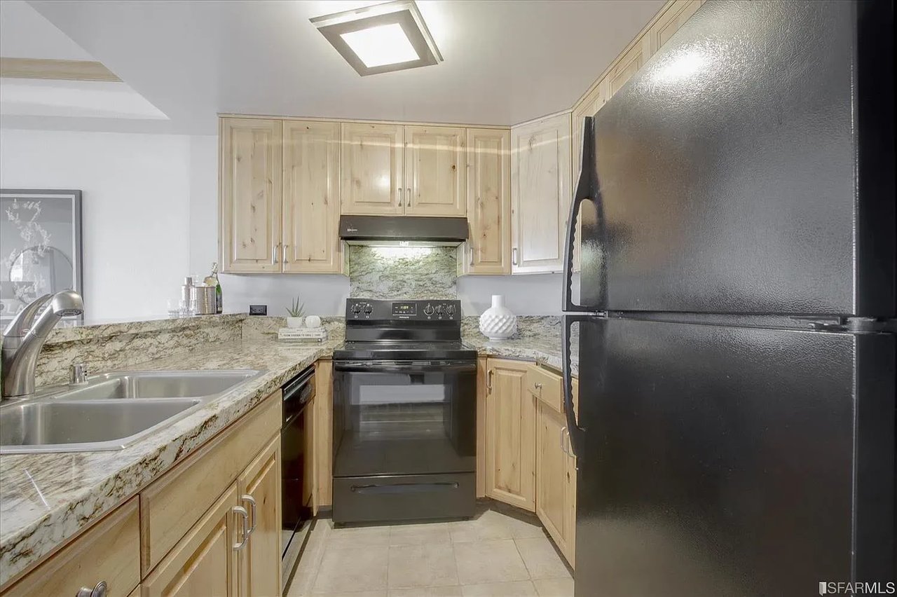 601 Van Ness Ave APT 722
