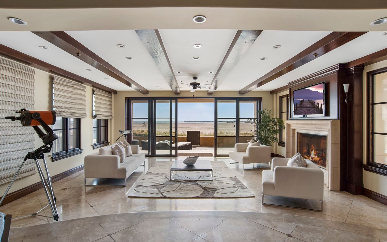 6209 Ocean Frnt