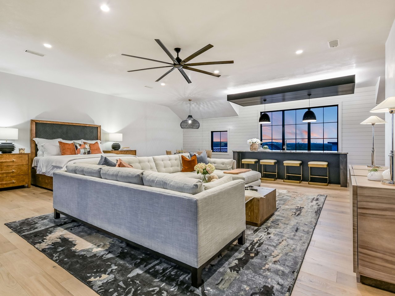Alluring Amarra Masterpiece