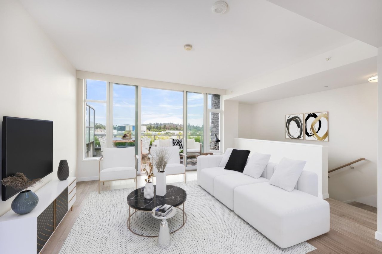 774 Arthur Erickson Pl