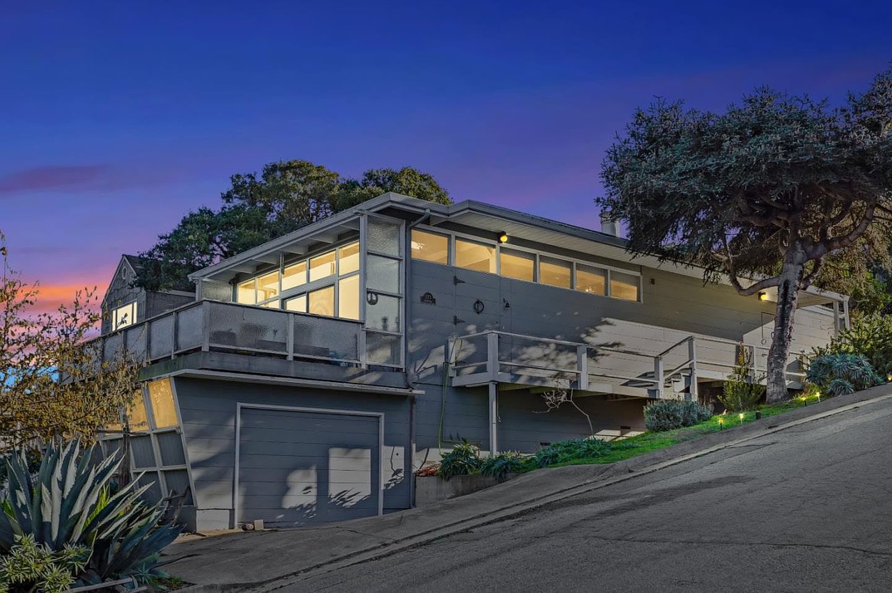 273 Lighthouse Ave