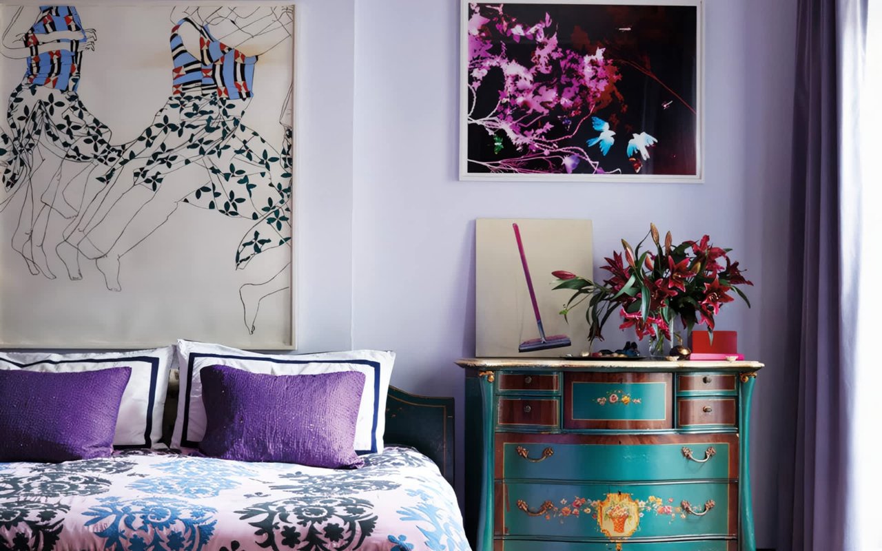 How to Decorate Using "Ultraviolet", the Pantone Color of the Year