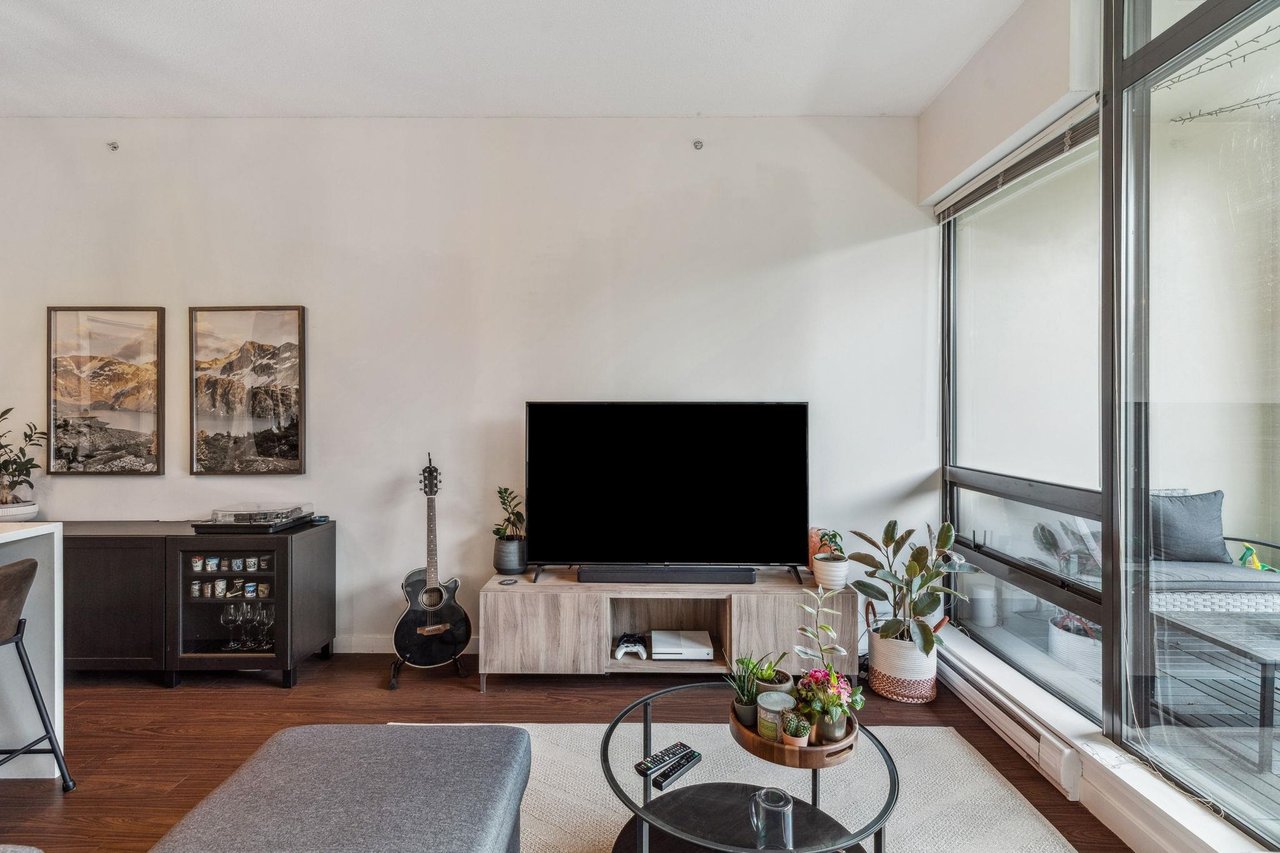 214-121 Brew St