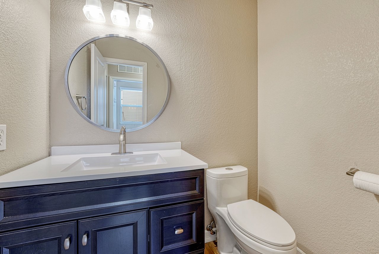 12589 Highland Oaks Place