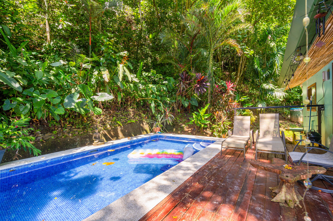 0.15 ACRES – 2 Bedroom Artistic River Home In The Rainforest!!!