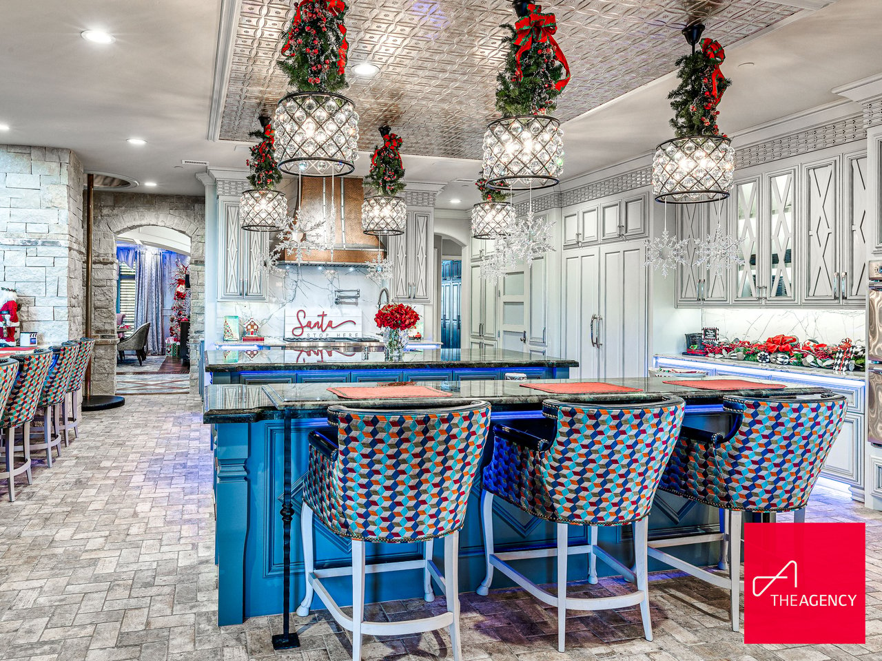 Sleighing the Season: A Christmas Luxury Home Photoshoot at OKC's Viral Estate