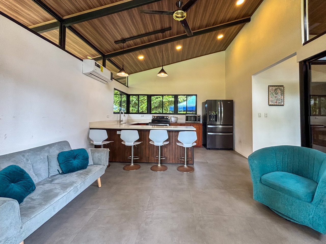 OJOCHAL JUNGLE HOME | EXPANSIVE LAND & DEVELOPMENT POTENTIAL