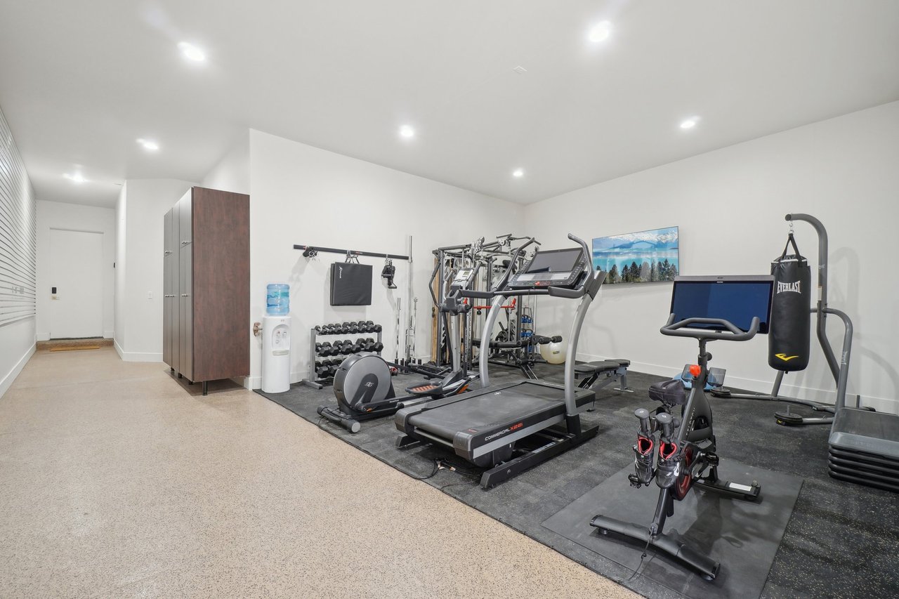 4141 E Canyon Estate Dr