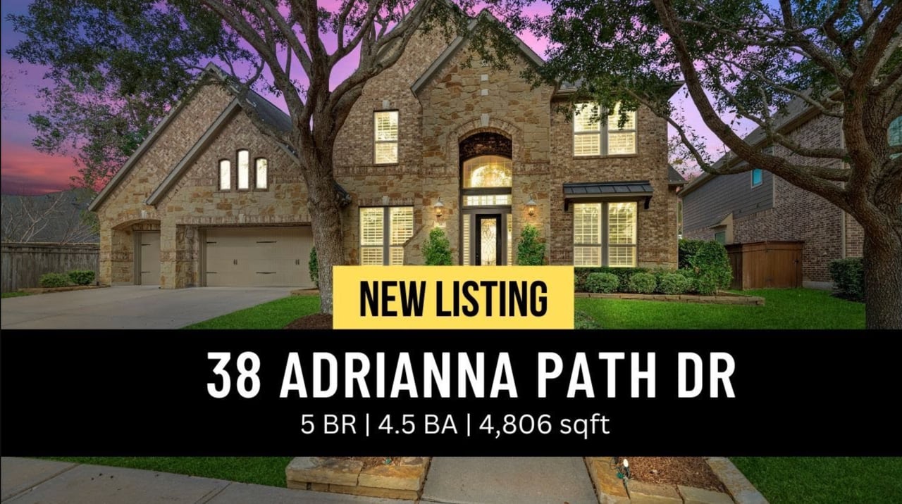 38 ADRIANNA PATH DR