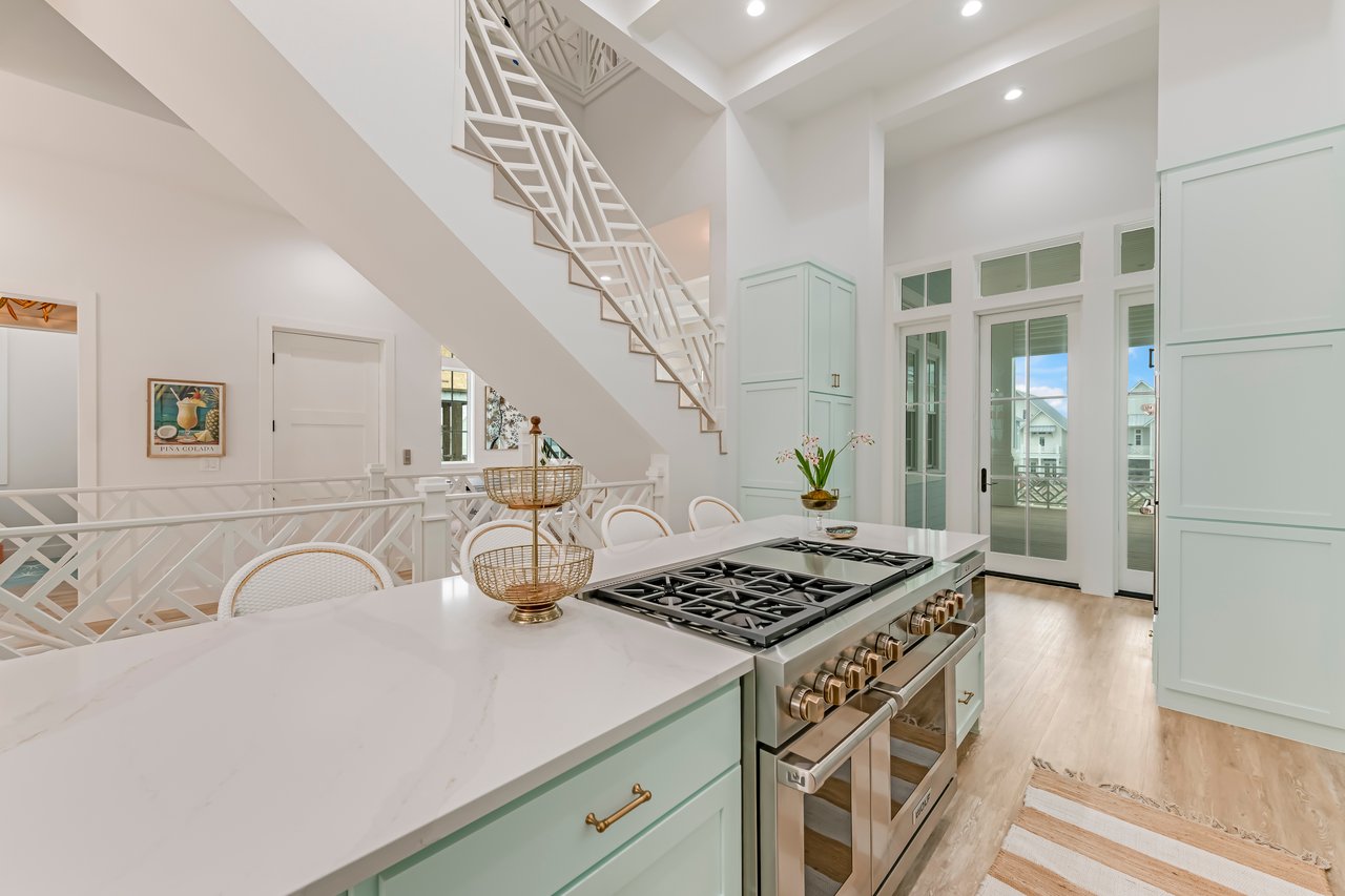 Dewdrop Street, 6110 Sq. Ft.