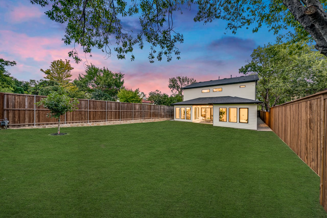 8815 San Leandro Drive